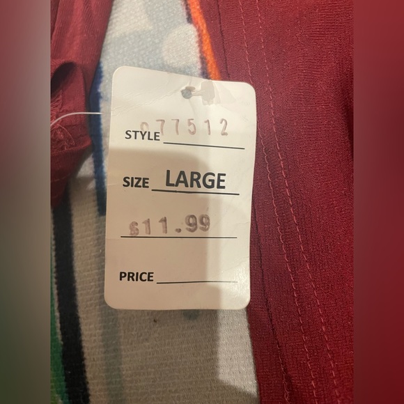 Cranberry crop open back top - Picture 3 of 4